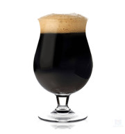 Copo com cerveja Dry Stout