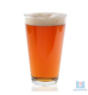 Copo com Cerveja American Pale Ale