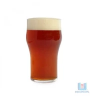 Copo com Cerveja Red Ale